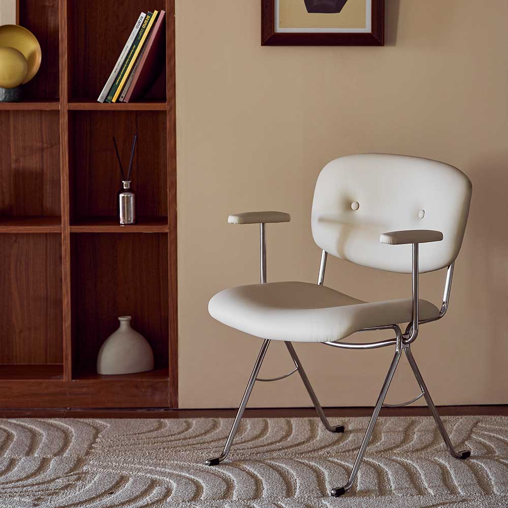 Omelette Chair