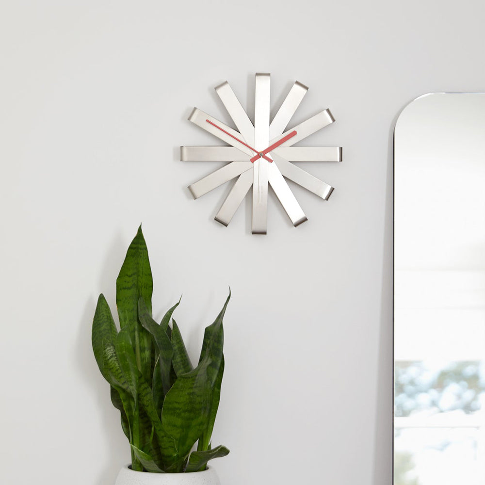 RIBBON WALL CLOCK