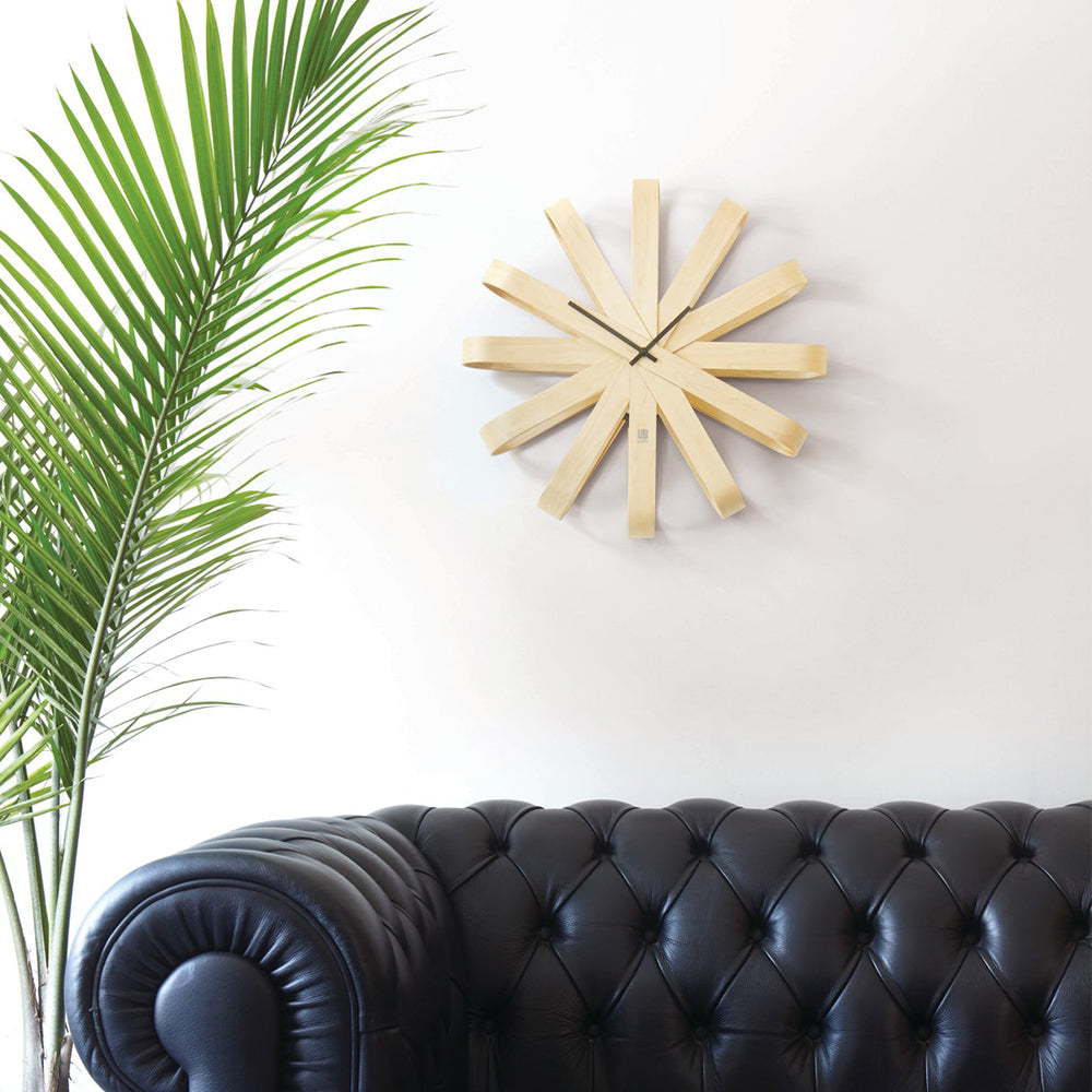 RIBBON WALL CLOCK