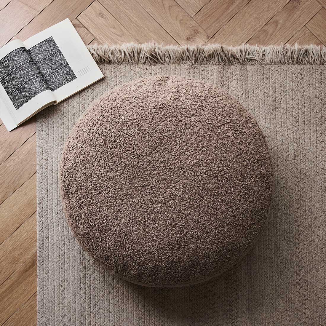 Lamb Pouf