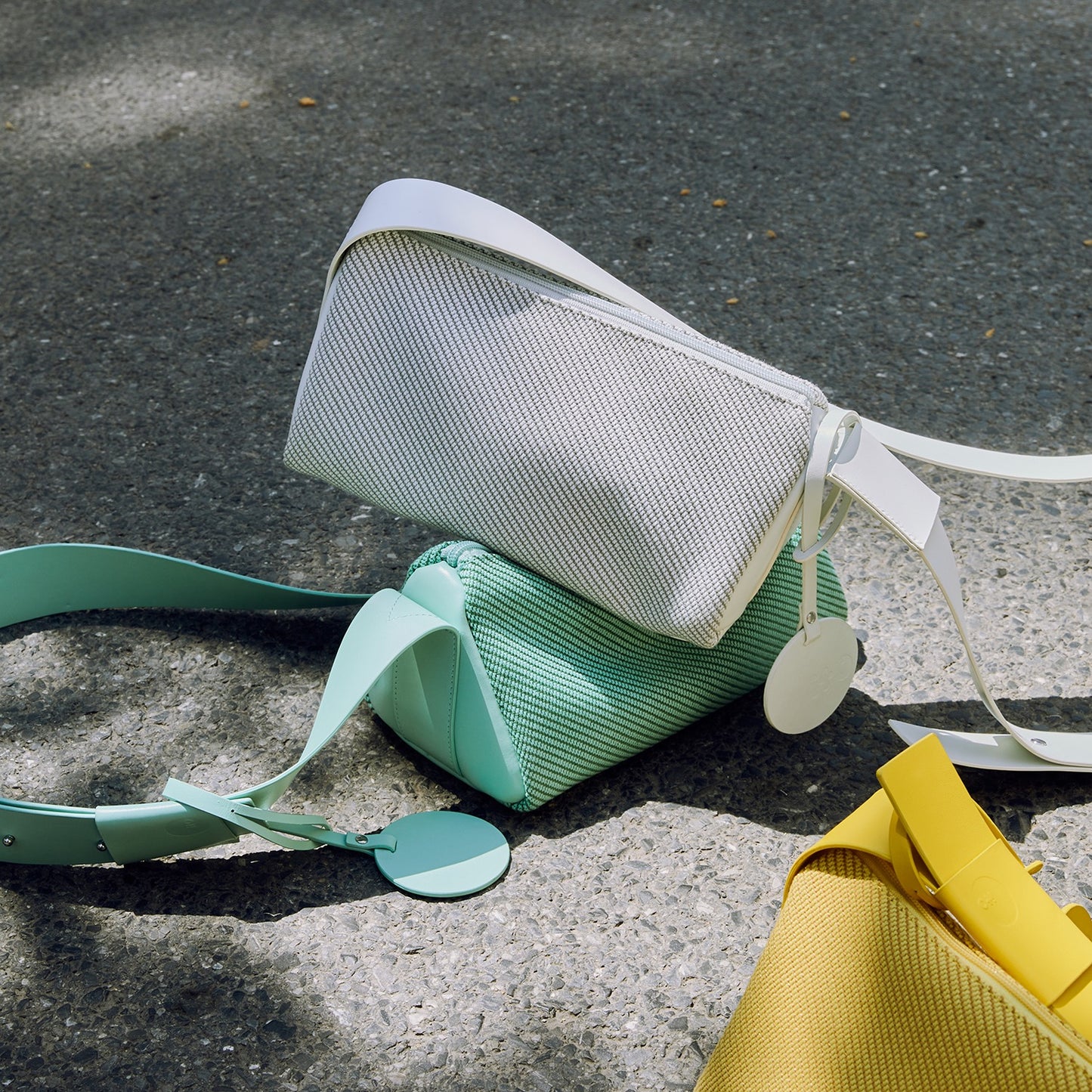 AMANITA CROSSBODY BAG 2 / DIATOM 斜背包 硅藻灰