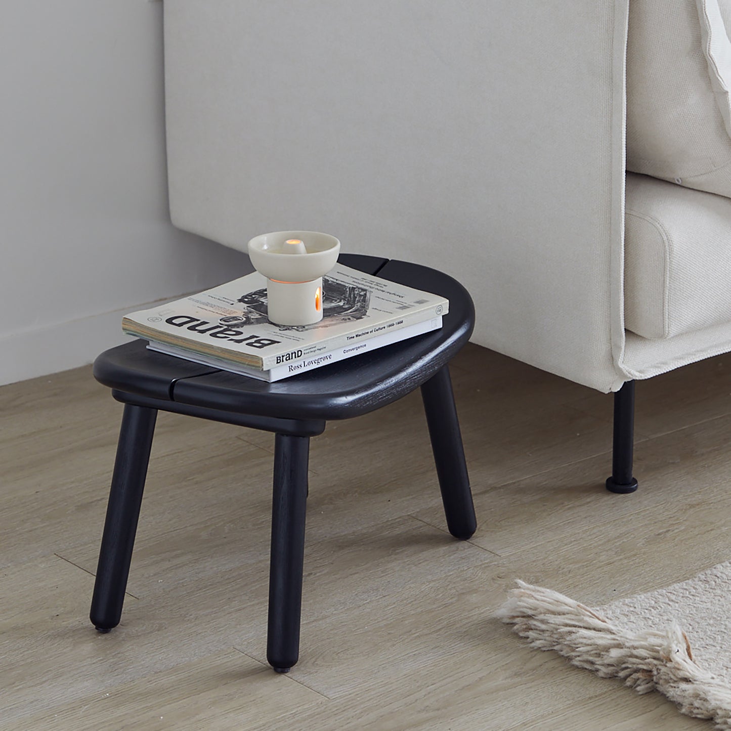 Nut Stool 堅果凳