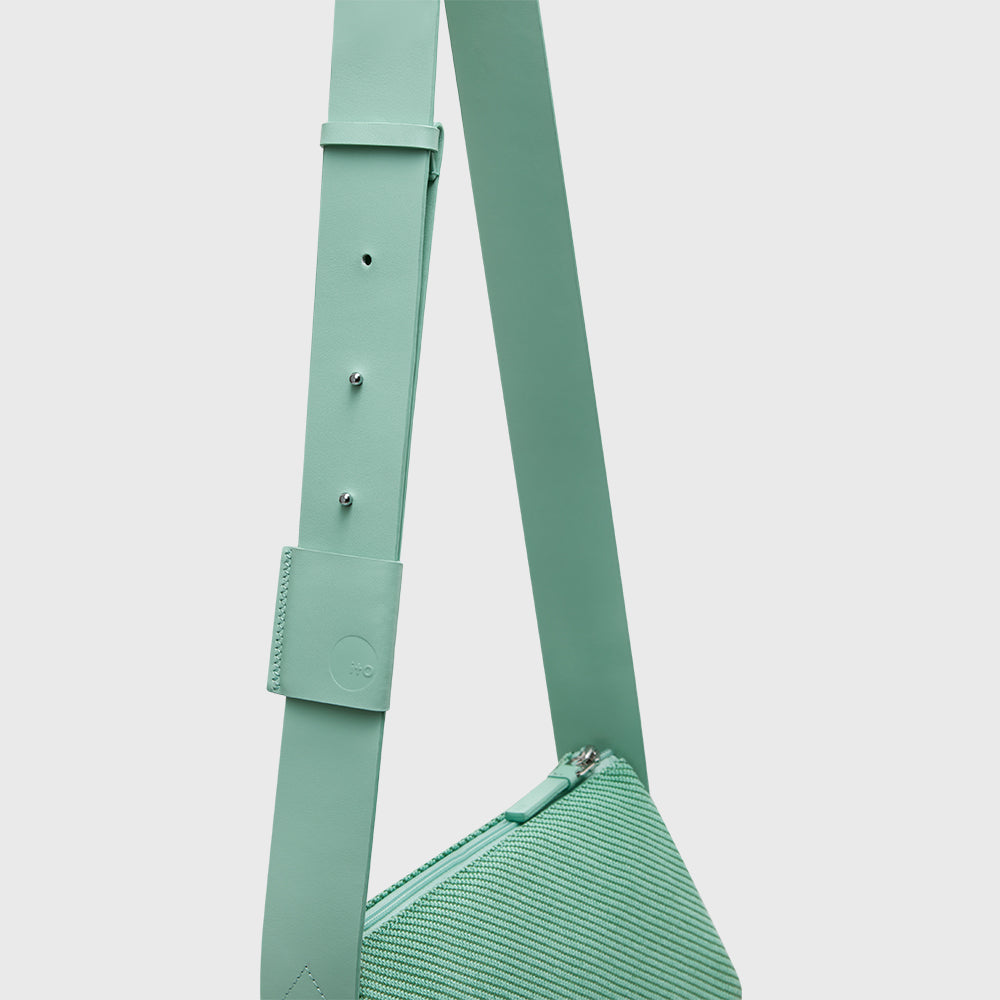 AMANITA CROSSBODY BAG 2 / PLANKTON 斜背包 蜉蝣綠