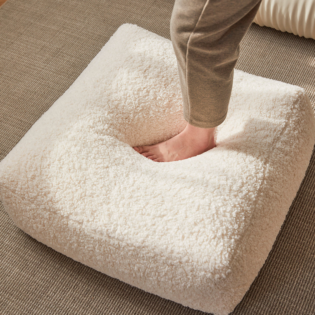 Lamb Pouf