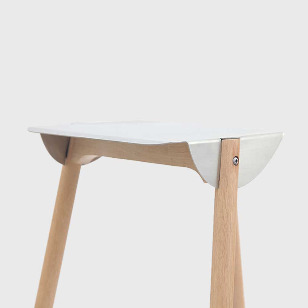 Note Bar Stool