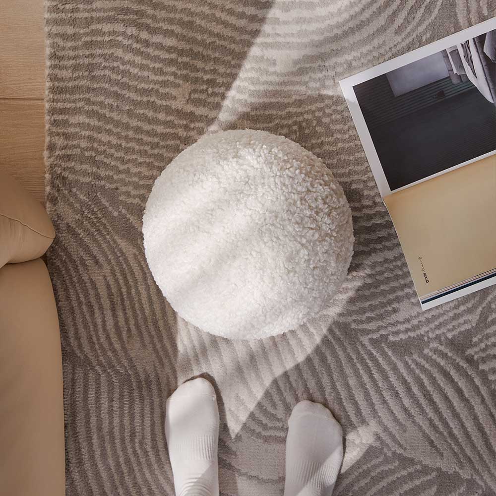 Sesame Ball Cushion 麻球抱枕
