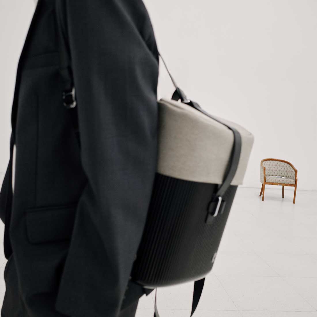 PISTACHIO BACKPACK / CHARCOAL