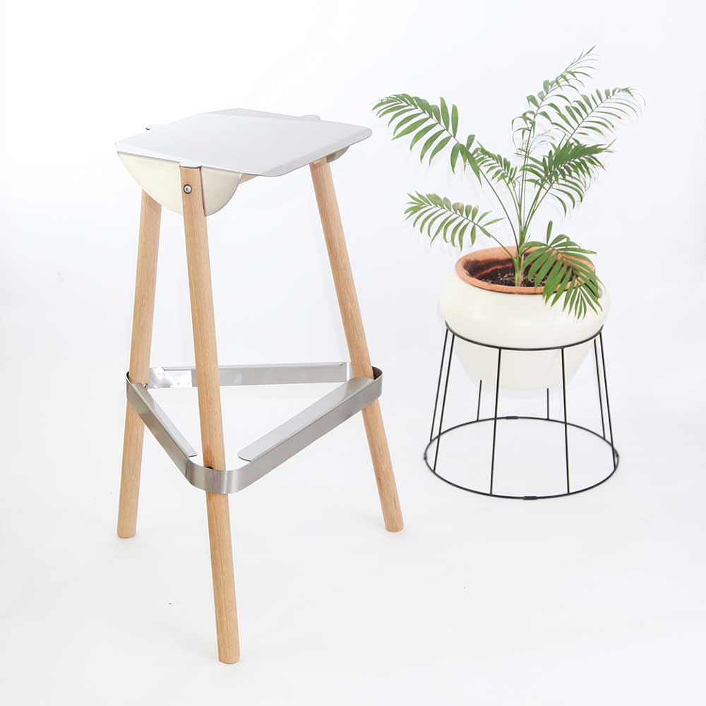 Note Bar Stool