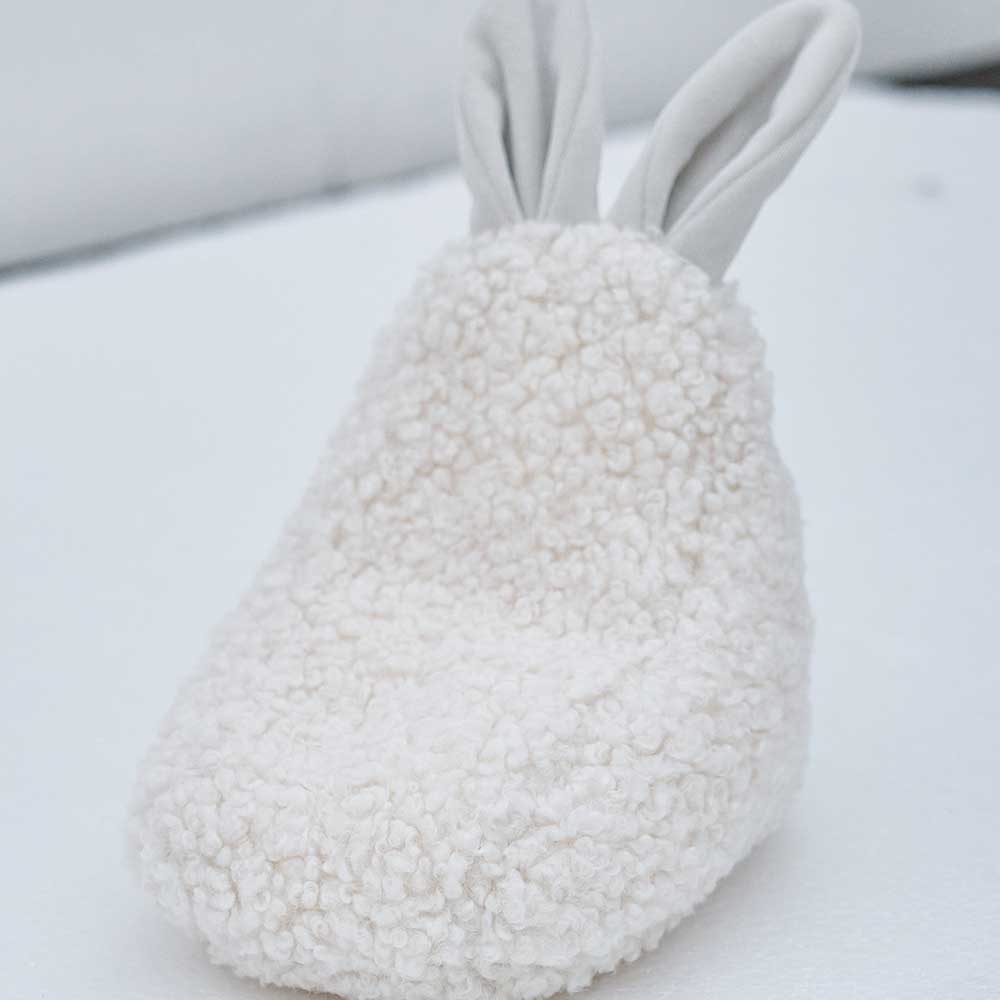 Stand-up Rabbit Phone Stand