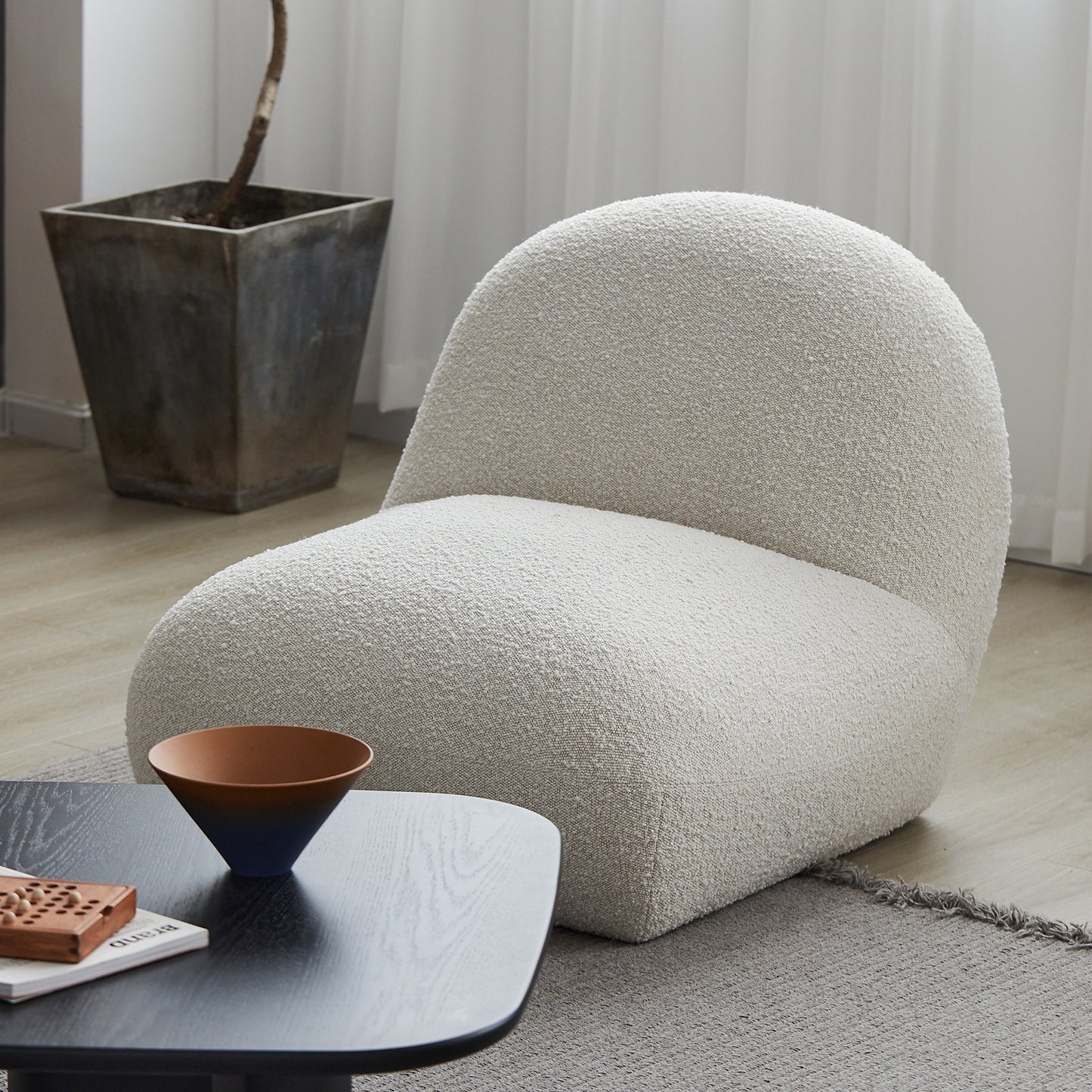 Tangyuan Lounge Chair