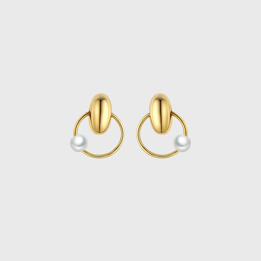 Essecnce Pearl Earring